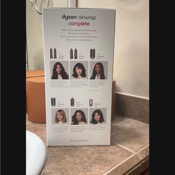 Dyson Dyson Airwrap Complete Styler pink Airwrap Complete with Brown Case - Picture 3 of 3